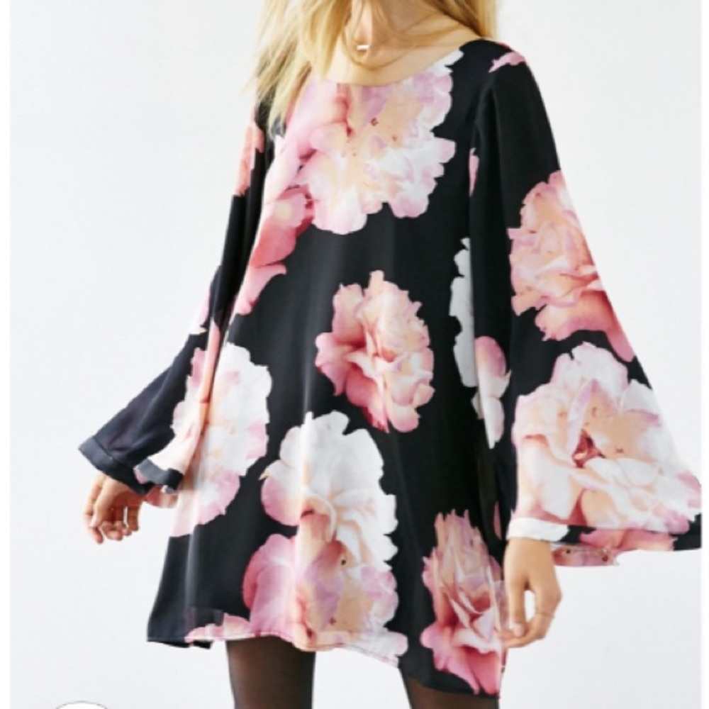 Show Me Your Mumu Bombshell Dress ~ in Final Rose